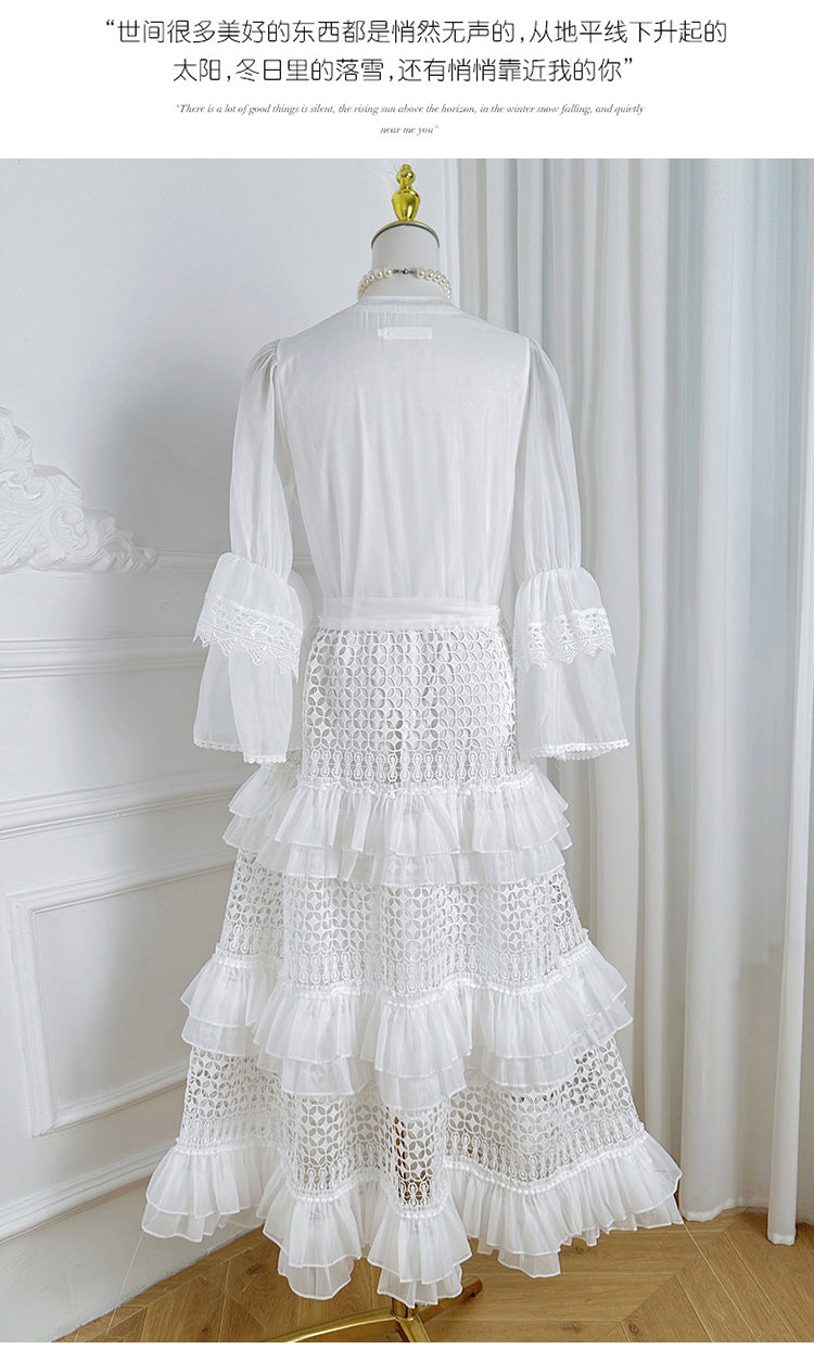 Original design French retro court style hollowed out lace patchwork wood ear trumpet sleeves cinched waist jumpsuit