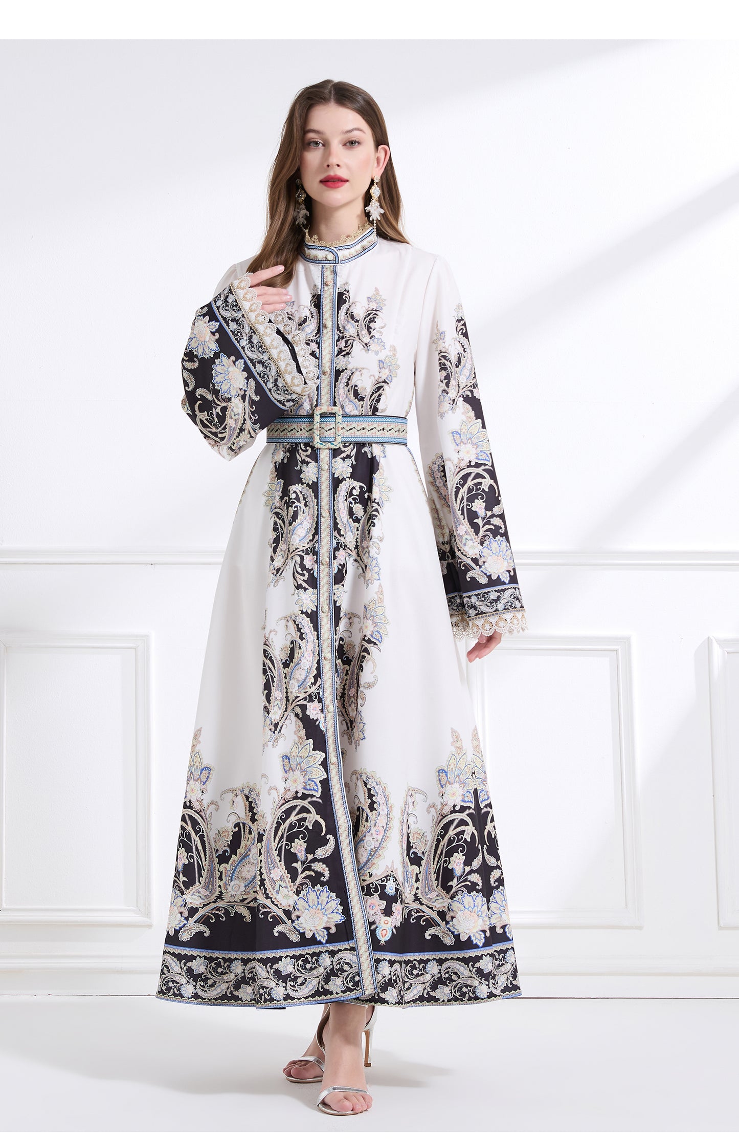 Original design - court-style vintage stand-up collar lace print tunic with large hem waist