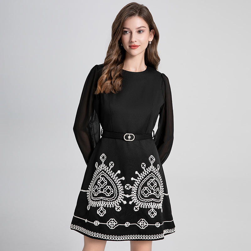 Original Design Light Luxury Heavy Industry Chiffon Splicing Plate Belt Embroidered High Waist Slimming Style Dress
