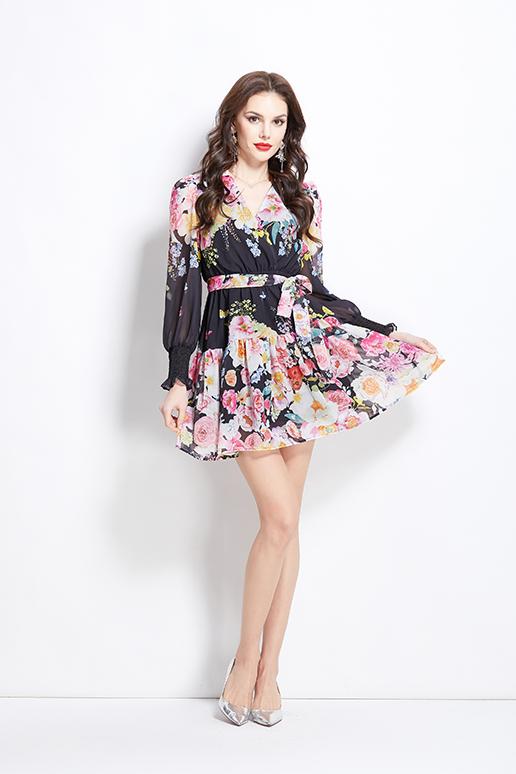 Original Design Spring/Summer Vacation New Flower Oil Painting Style V-neck Short Dress