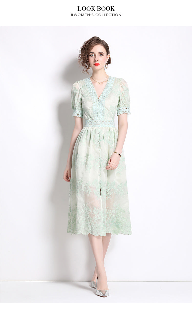 Original Design: Spring/Summer Embroidered V-neck Dress with Lace and Lace Charm Slimming Skirt