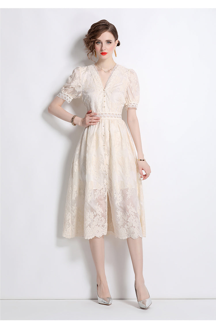 Original Design: Spring/Summer Embroidered V-neck Dress with Lace and Lace Charm Slimming Skirt