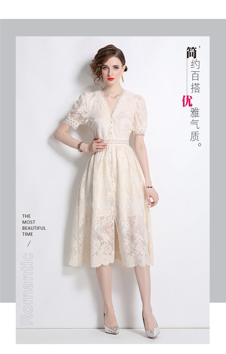 Original Design: Spring/Summer Embroidered V-neck Dress with Lace and Lace Charm Slimming Skirt