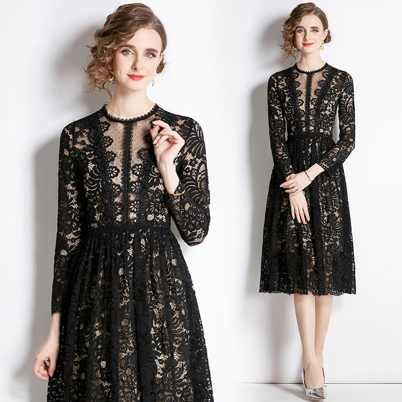 Original design for spring and summer lace slim fit lace dress with a slimming and age reducing mid length skirt for women