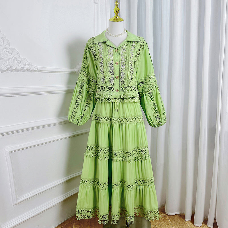 Meizhonggong boutique cut-out lapel lace stitched pendant lace maxi skirt set