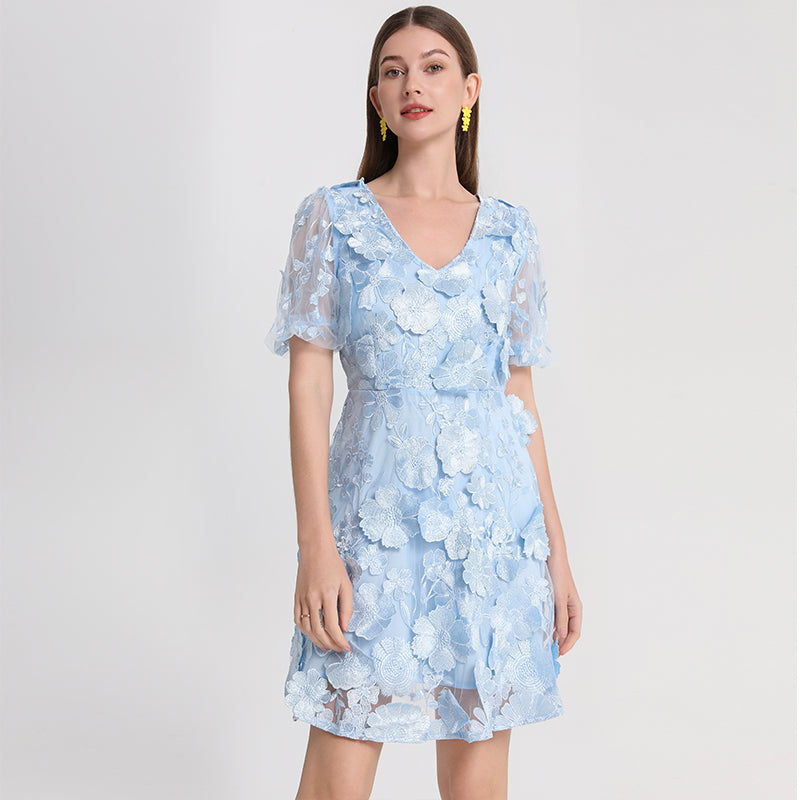 Artwork boutique handmade three-dimensional embroidered French solid color hem VL neck puff sleeve dress