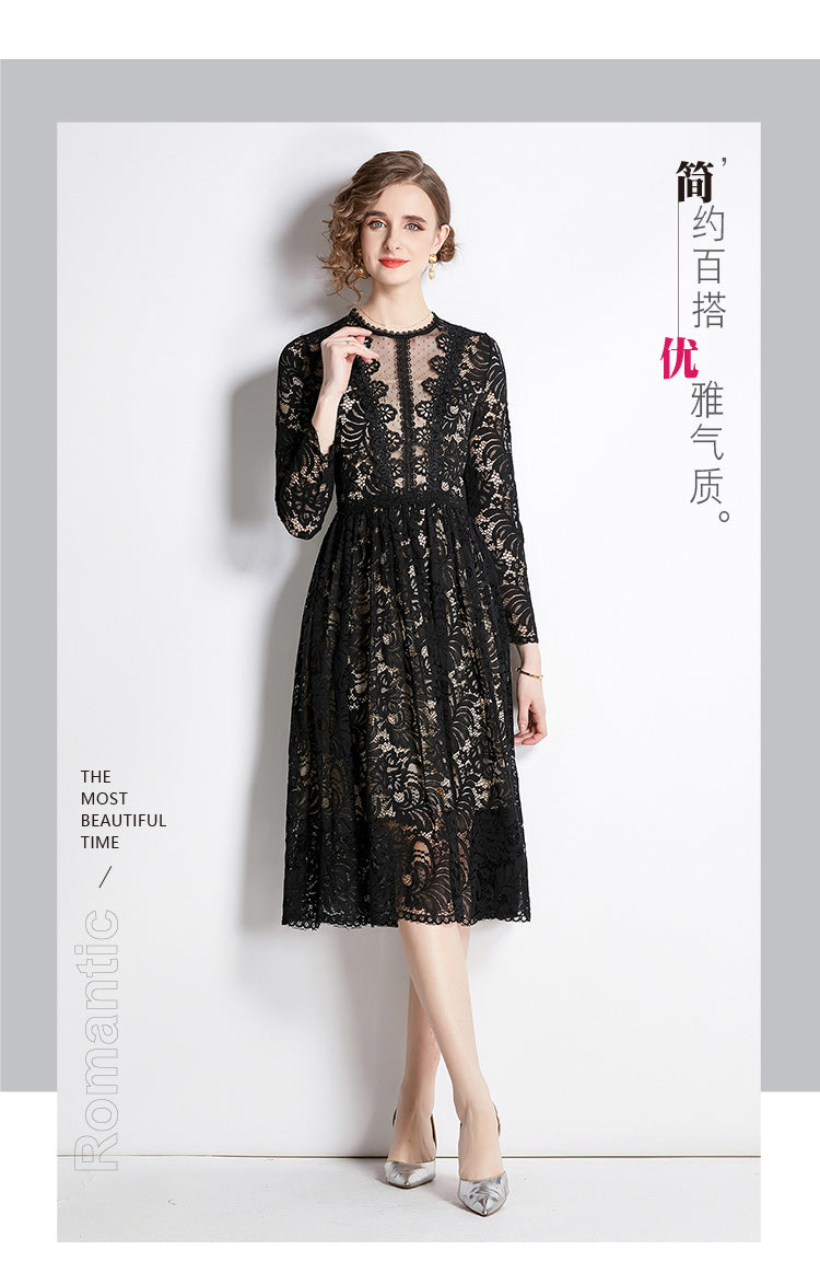 Original design for spring and summer lace slim fit lace dress with a slimming and age reducing mid length skirt for women