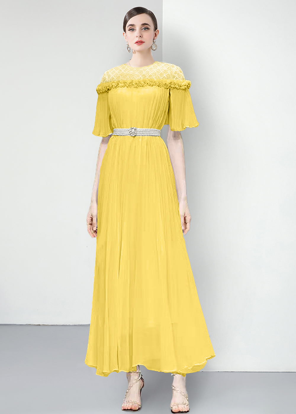 Original design for spring and summer three bedroom pleated oversized skirt