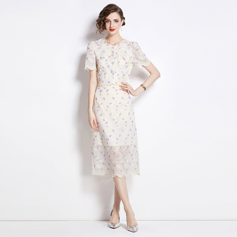 Original design high-end temperament paired with half skirt two-piece set, small fragrance fashion set