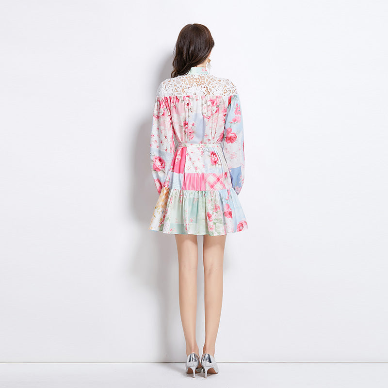 Original design for spring and summer vacation new style contrasting lace patchwork short dress