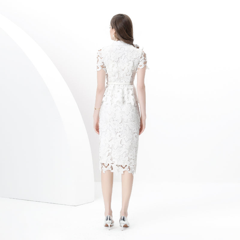 Original design for spring and summer suit collar, short sleeved, single breasted, lace waist wrapped, mid length dress