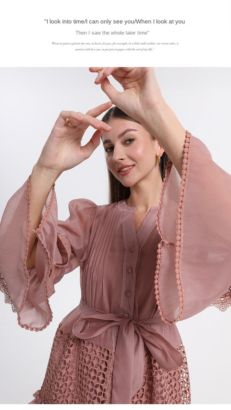 French retro court-style cut-out lace patchwork with fungus trim and flared sleeves at the waist