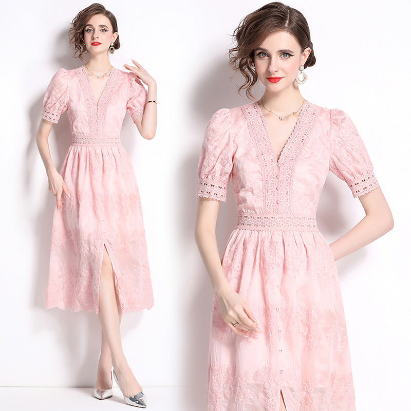 Original Design: Spring/Summer Embroidered V-neck Dress with Lace and Lace Charm Slimming Skirt