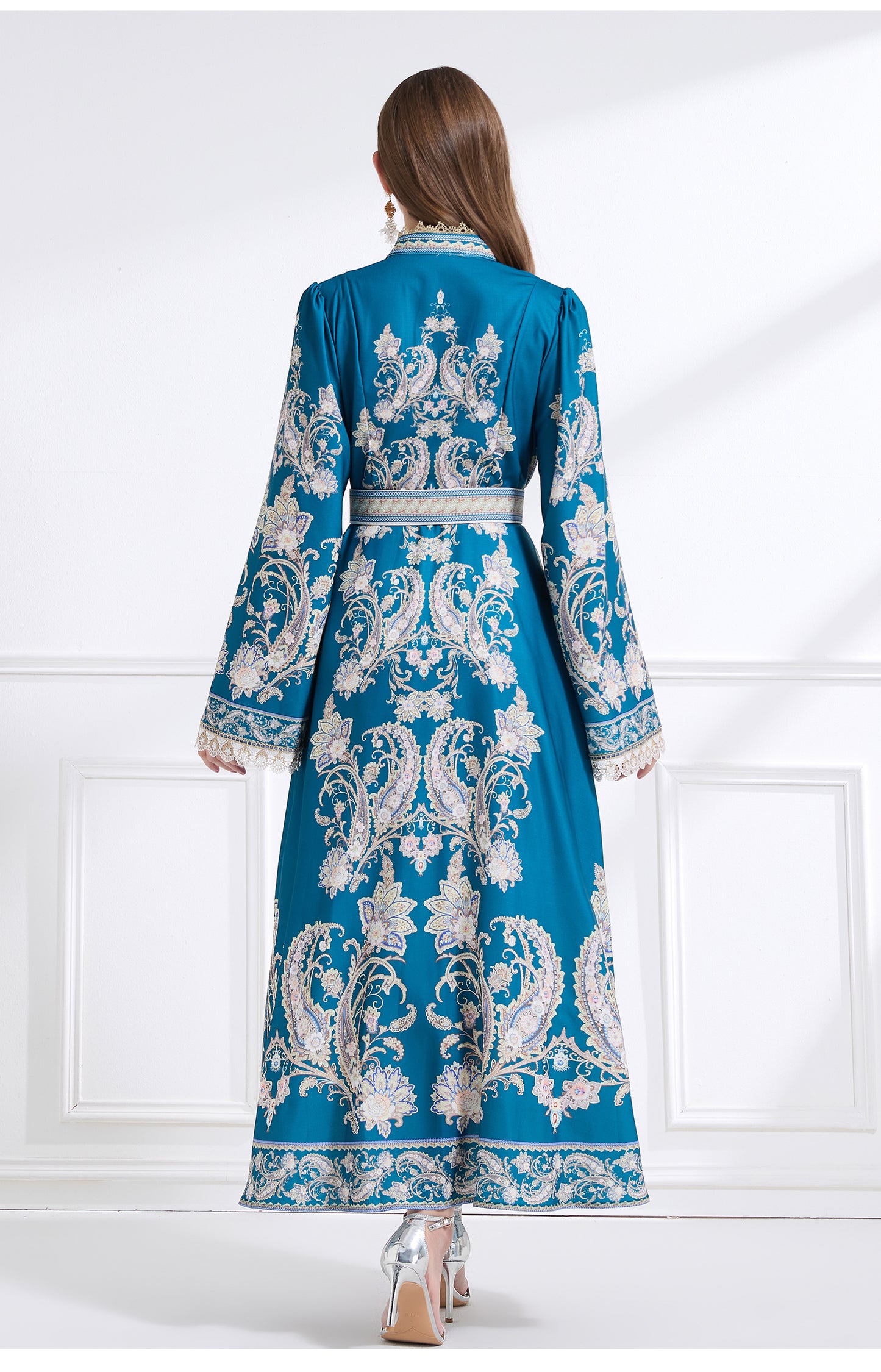 Original design - court-style vintage stand-up collar lace print tunic with large hem waist