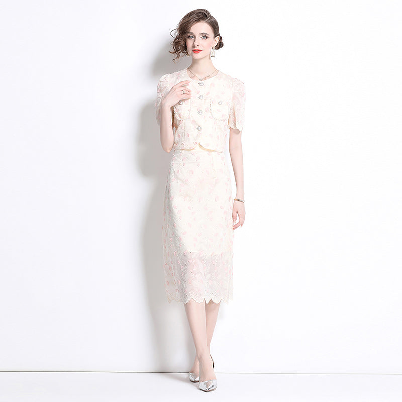 Original design high-end temperament paired with half skirt two-piece set, small fragrance fashion set