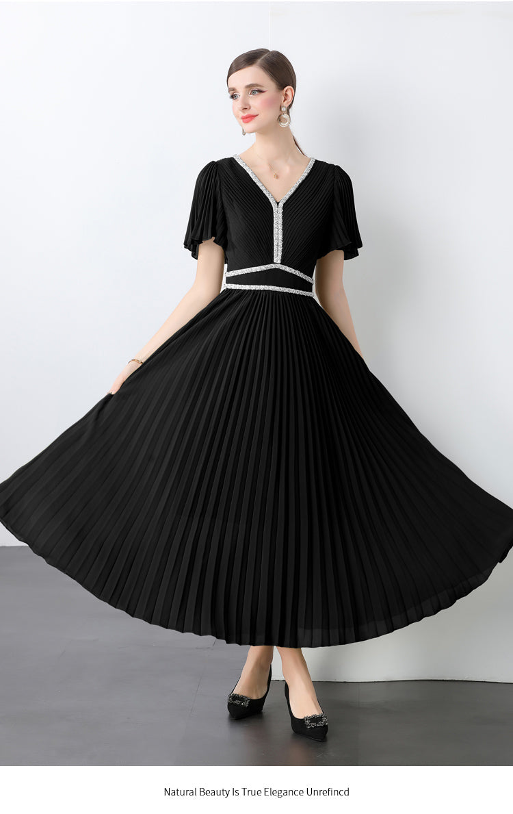 Original design for spring and summer three bedroom pleated oversized skirt with 4 colors to choose from
