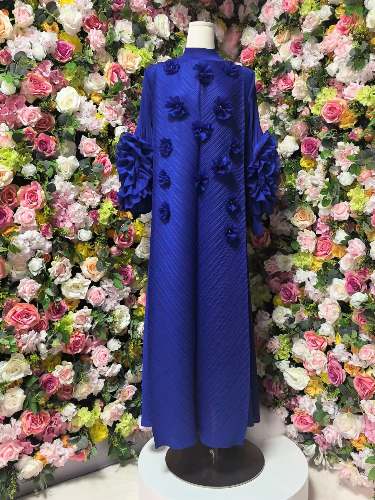 Factory Direct Sales Issey Miyake Wrinkled Pleats Spot Goods12Color