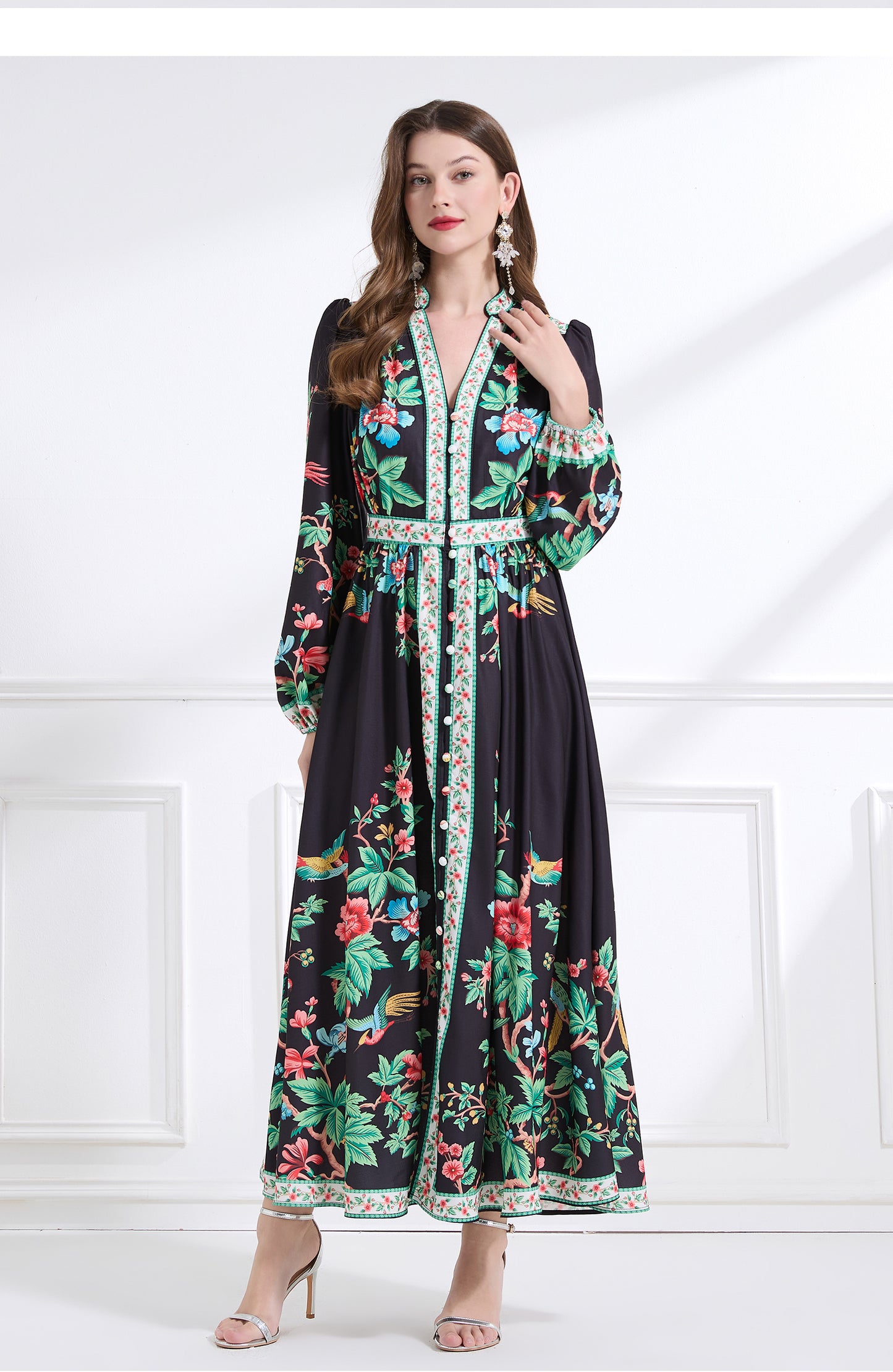 Original design Spring/summer resort-style V-neck, linen, floral, printed, balloon-sleeved, waist-cinching, ruffled maxi skirt