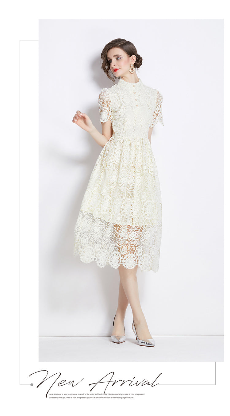 Original design niche dress new style temperament, waist cinching and slimming, hollow out water-soluble lace long skirt