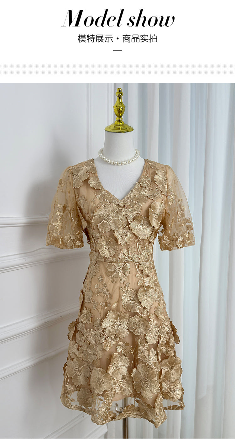 Original design exquisite handmade three-dimensional embroidery French solid color small pendulum VL collar bubble sleeve dress