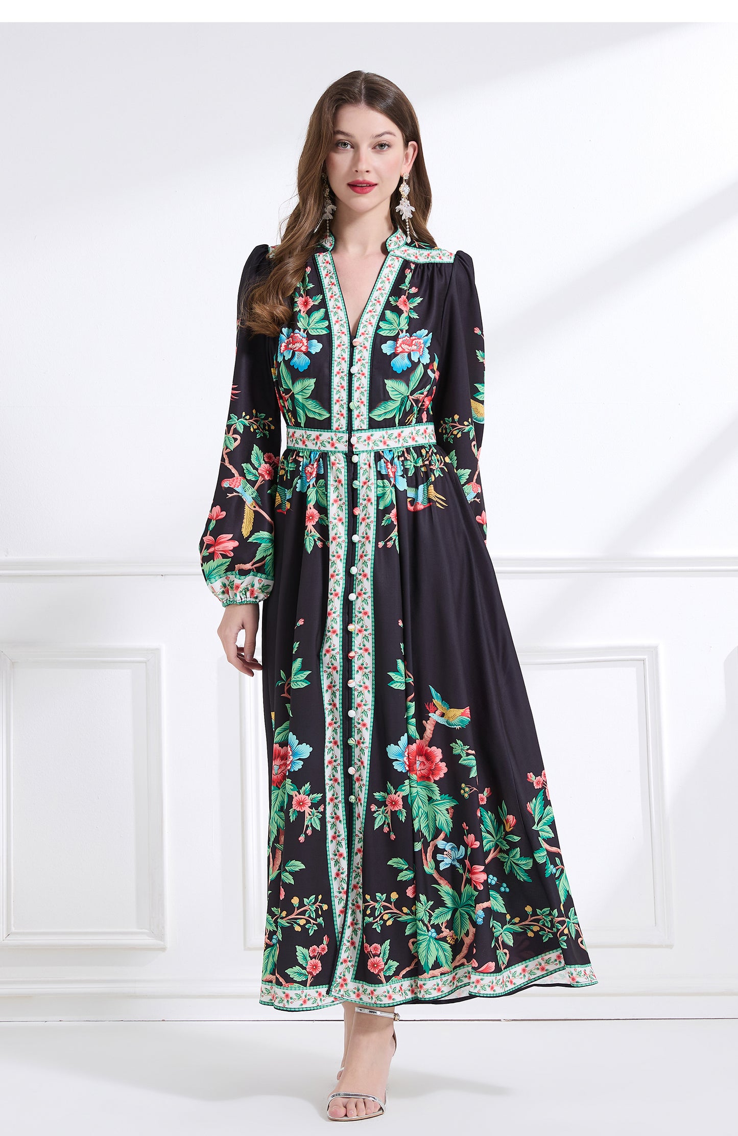 Original design Spring/summer resort-style V-neck, linen, floral, printed, balloon-sleeved, waist-cinching, ruffled maxi skirt