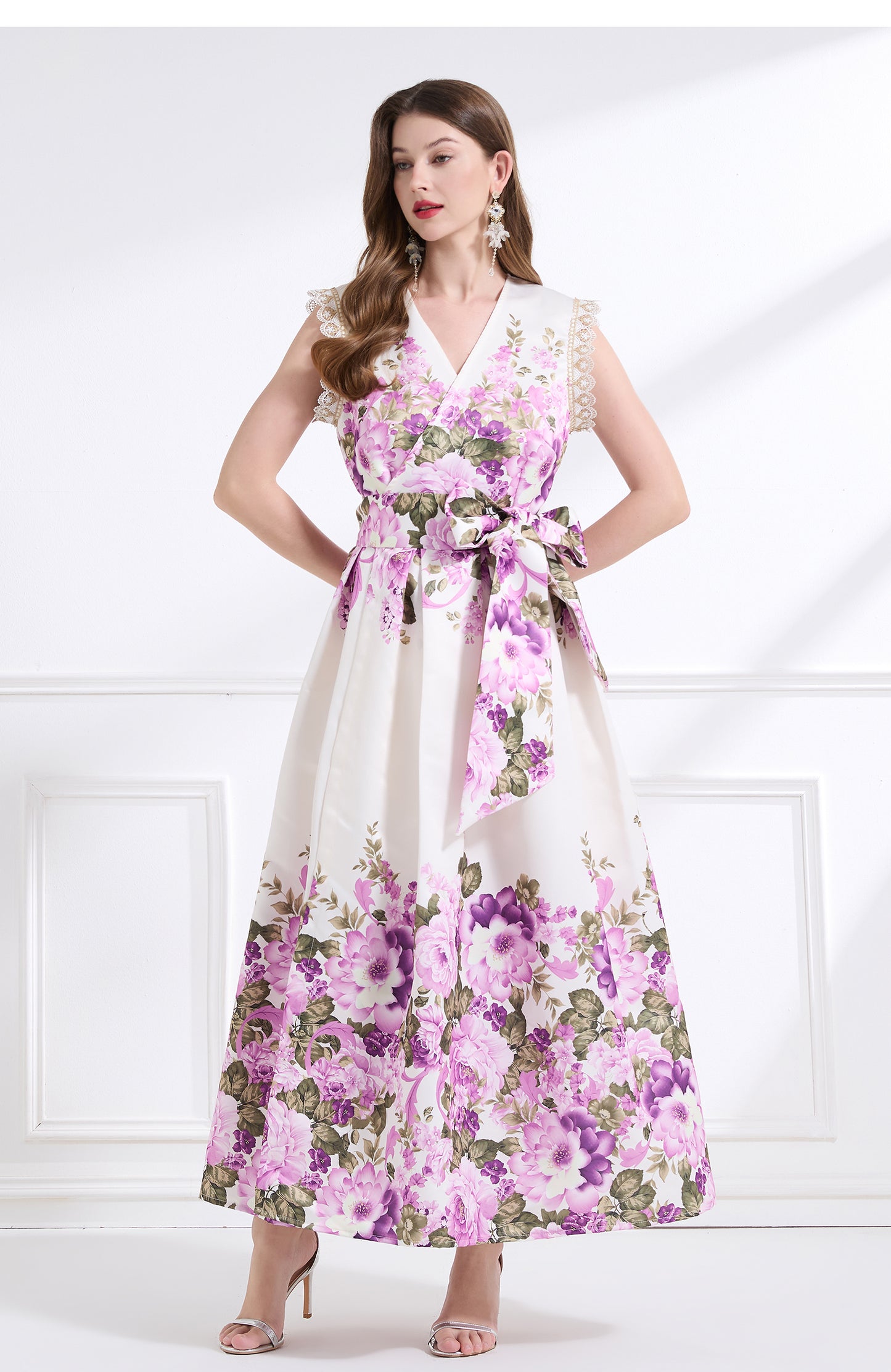 Original design - spring, summer and autumn fake wind, small flying sleeves, flower fairy print, seaside waist ruffle tie long skirt