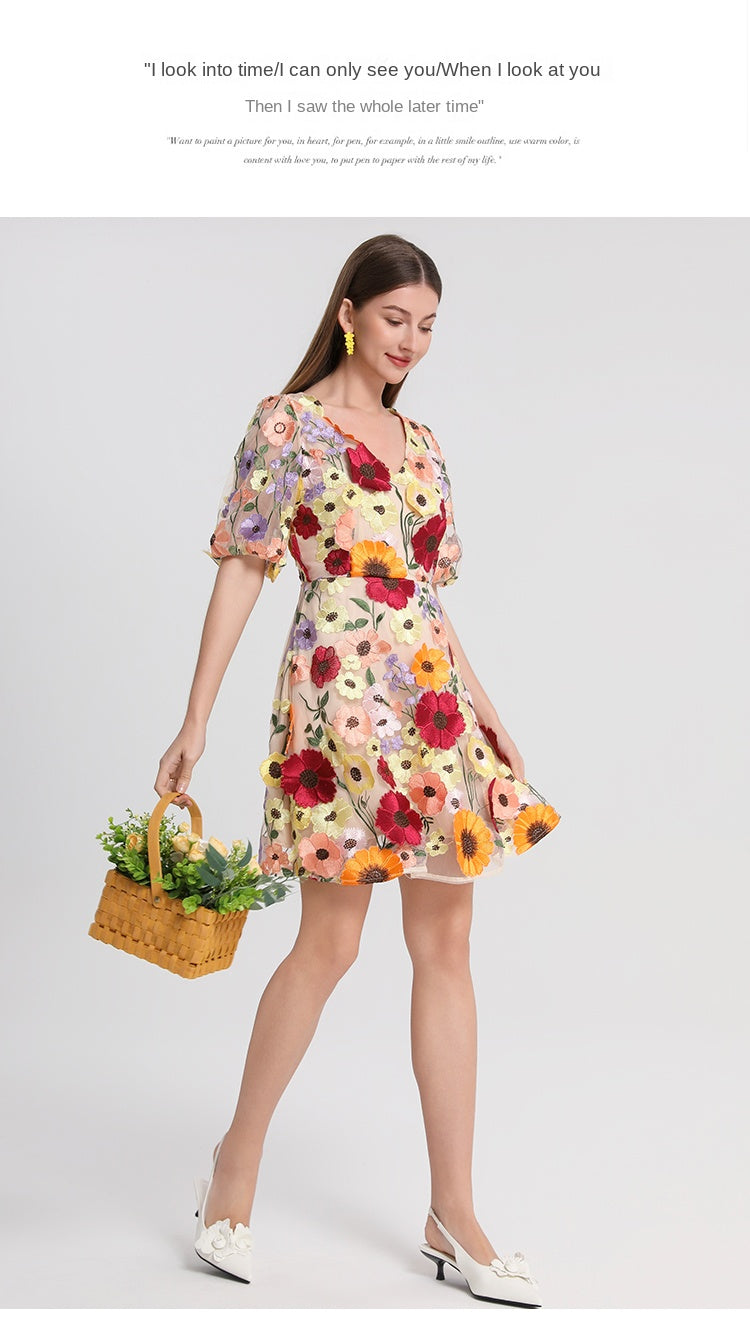 Meizhonggong boutique color handmade three-dimensional embroidered puff sleeve French pendulum dress