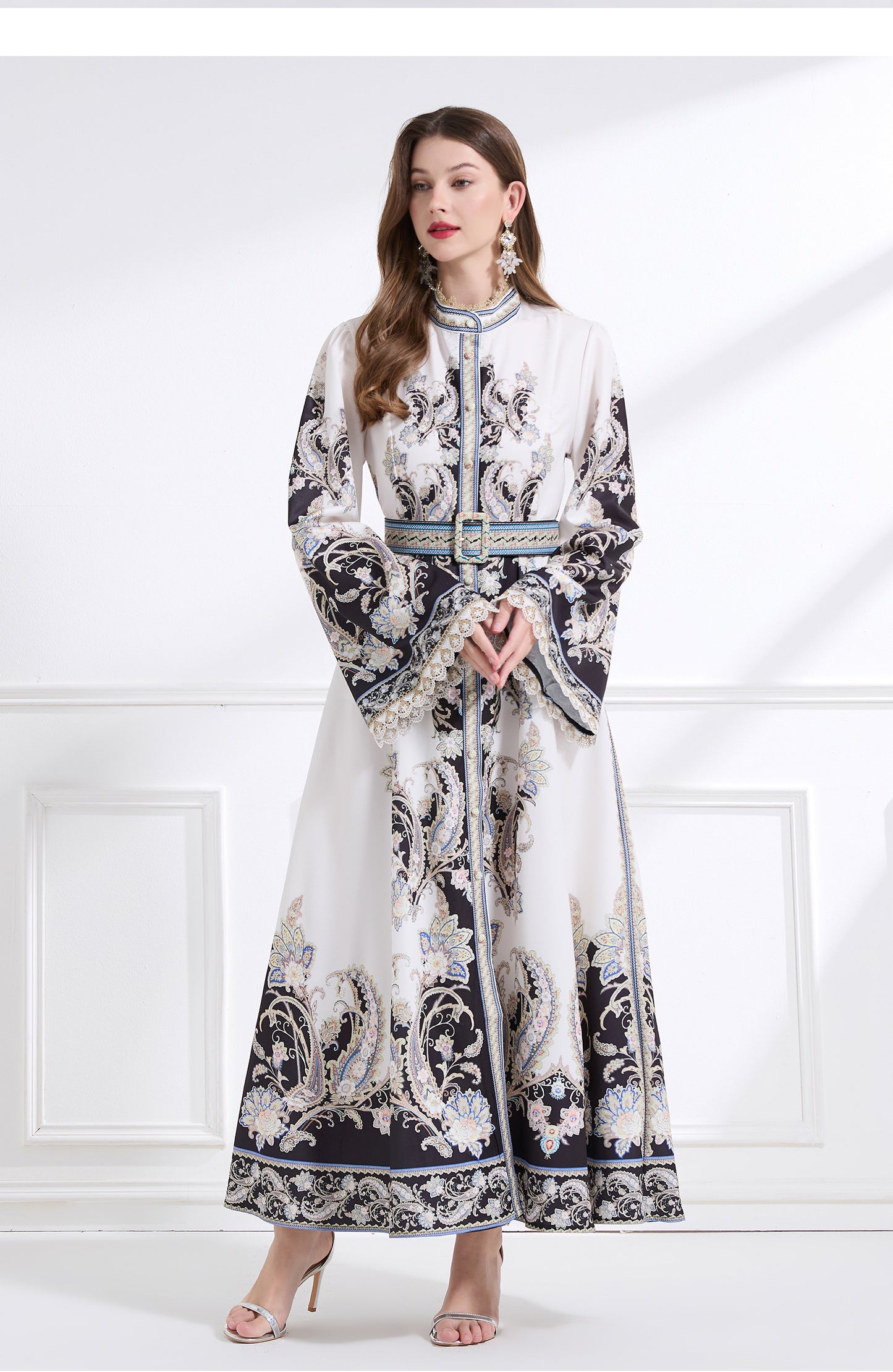 Original design - court-style vintage stand-up collar lace print tunic with large hem waist