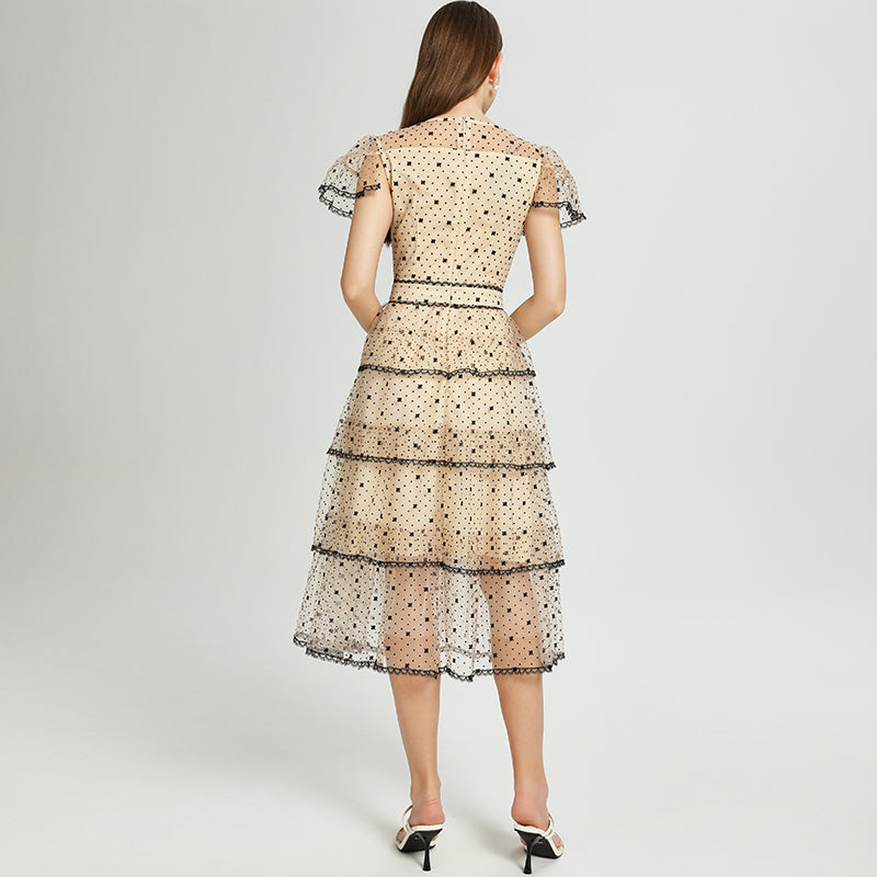 Original Design Heavy Industry Boutique Embroidery Plush Wave Point Wave style Shawl Cake Vintage Dress
