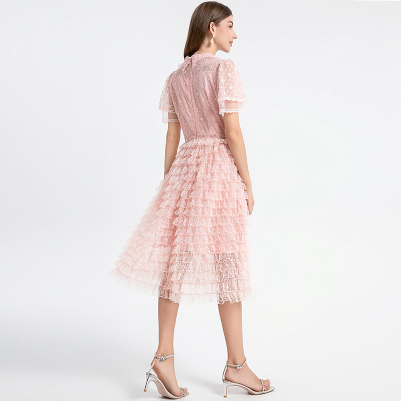 Original design short sleeved French sweet lace lace cake skirt with nail and diamond waist cinching temperament dress