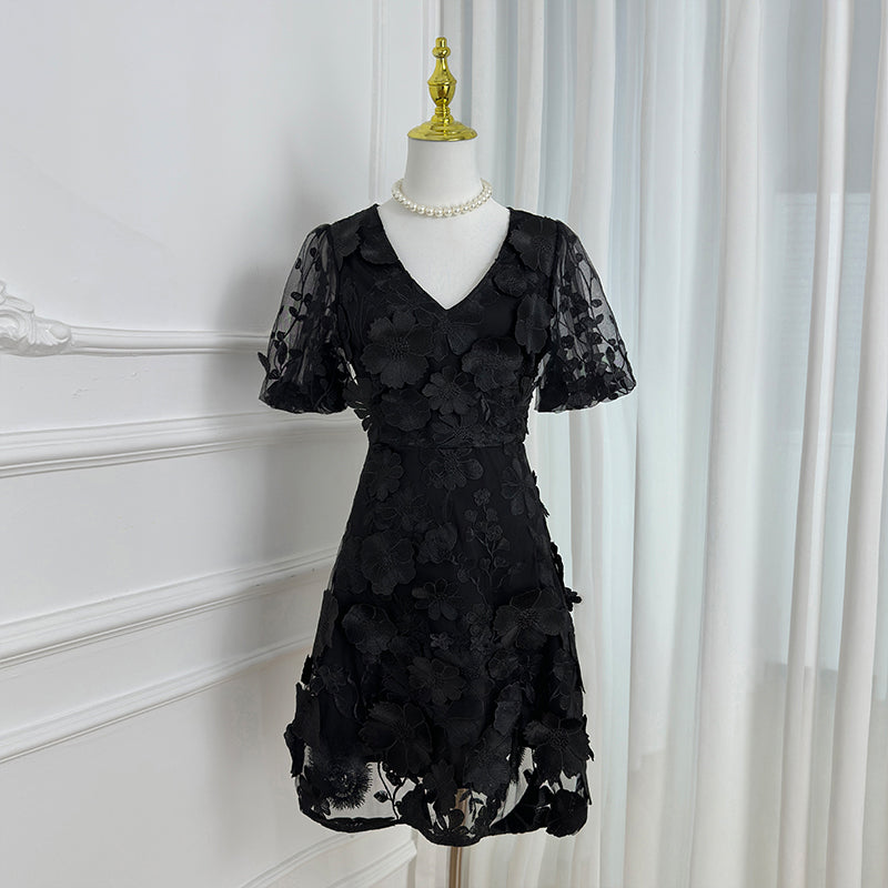 Artwork boutique handmade three-dimensional embroidered French solid color hem VL neck puff sleeve dress