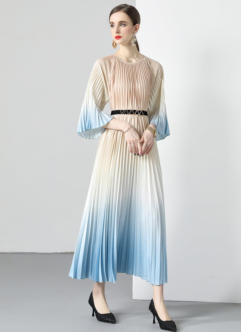 Original design Miyake pleated bulk in stock, oversized skirt, accordion pleated dress