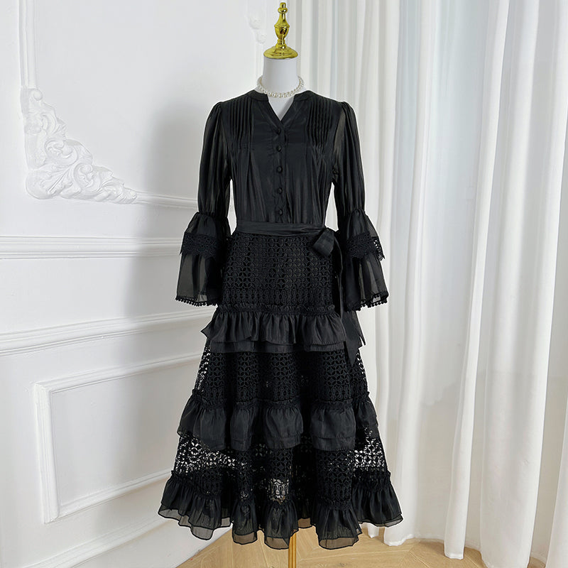 French retro court-style cut-out lace patchwork with fungus trim and flared sleeves at the waist