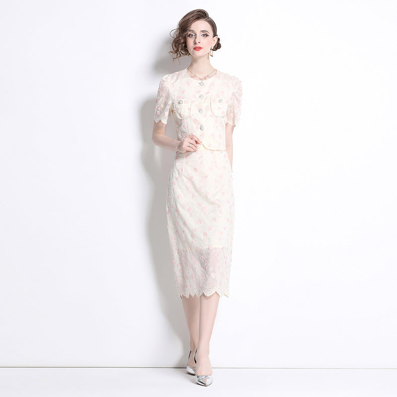Original design high-end temperament paired with half skirt two-piece set, small fragrance fashion set