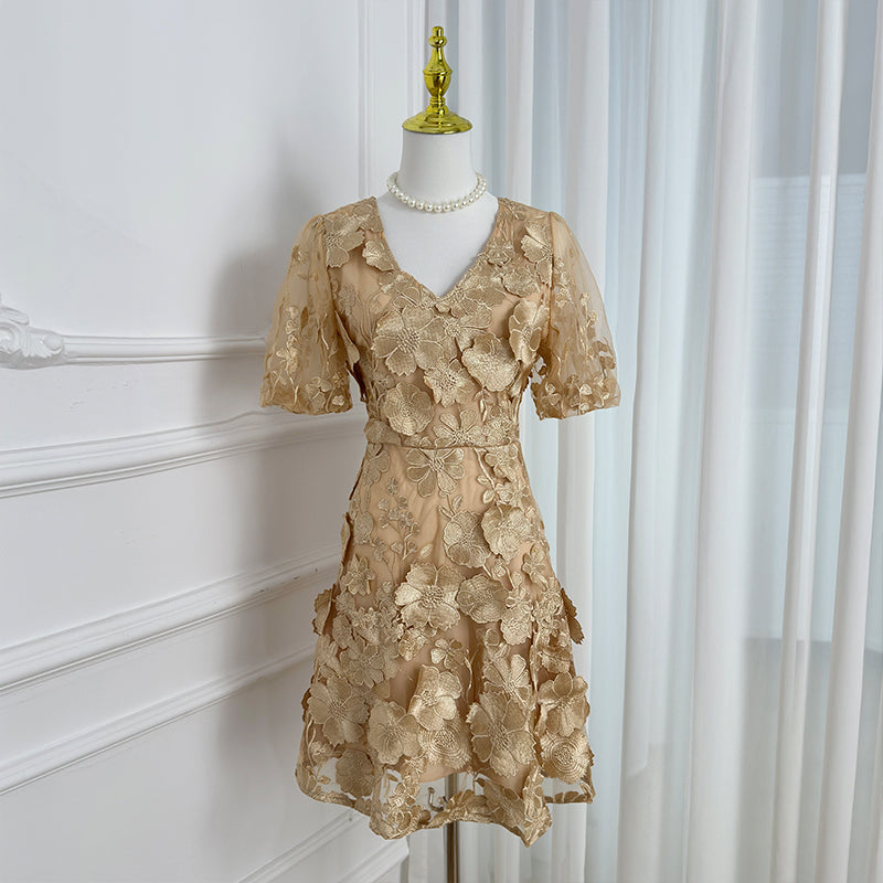 Artwork boutique handmade three-dimensional embroidered French solid color hem VL neck puff sleeve dress