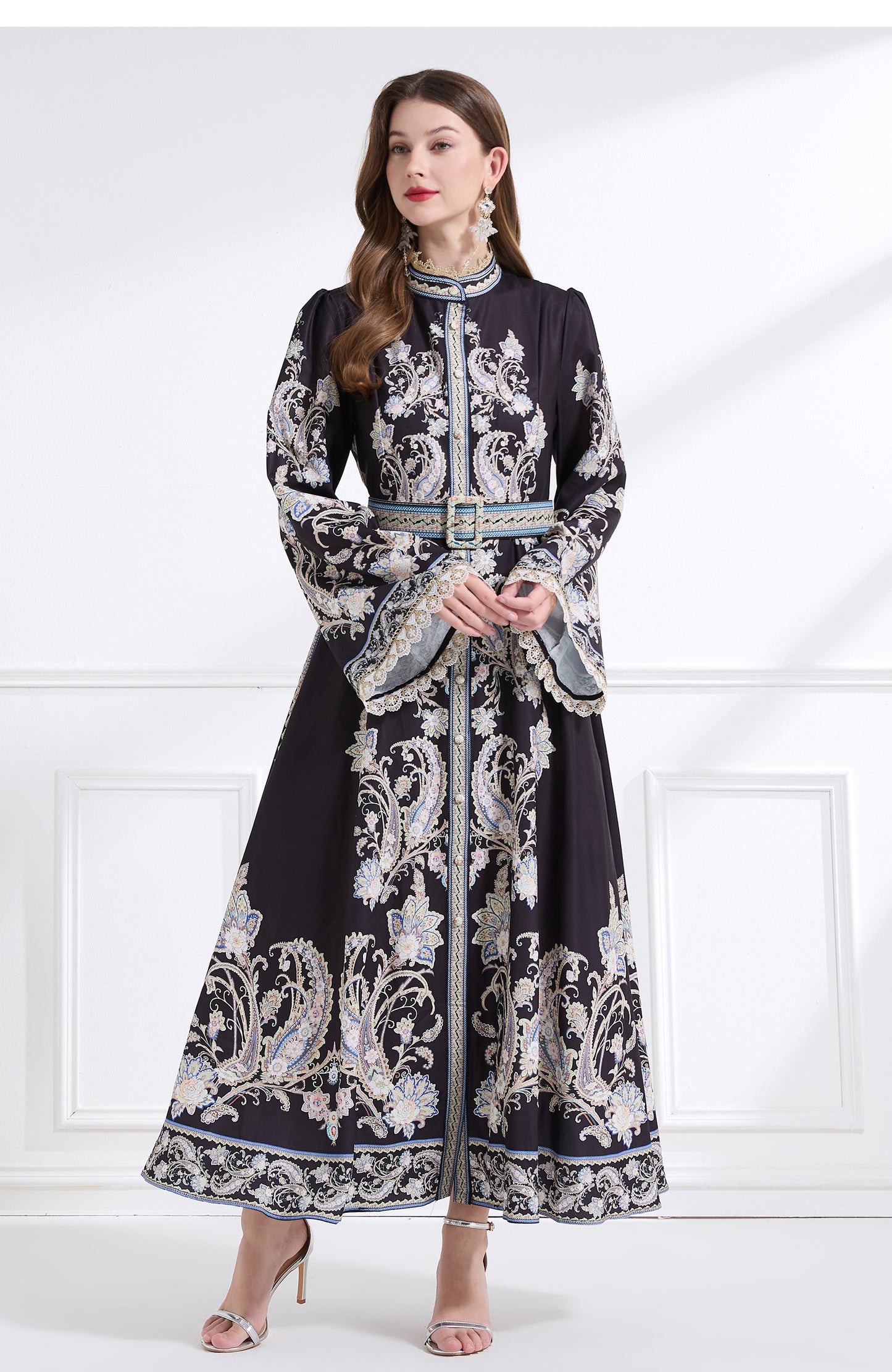 Original design - a court-style retro stand-up collar lace print tunic with a large hem waist