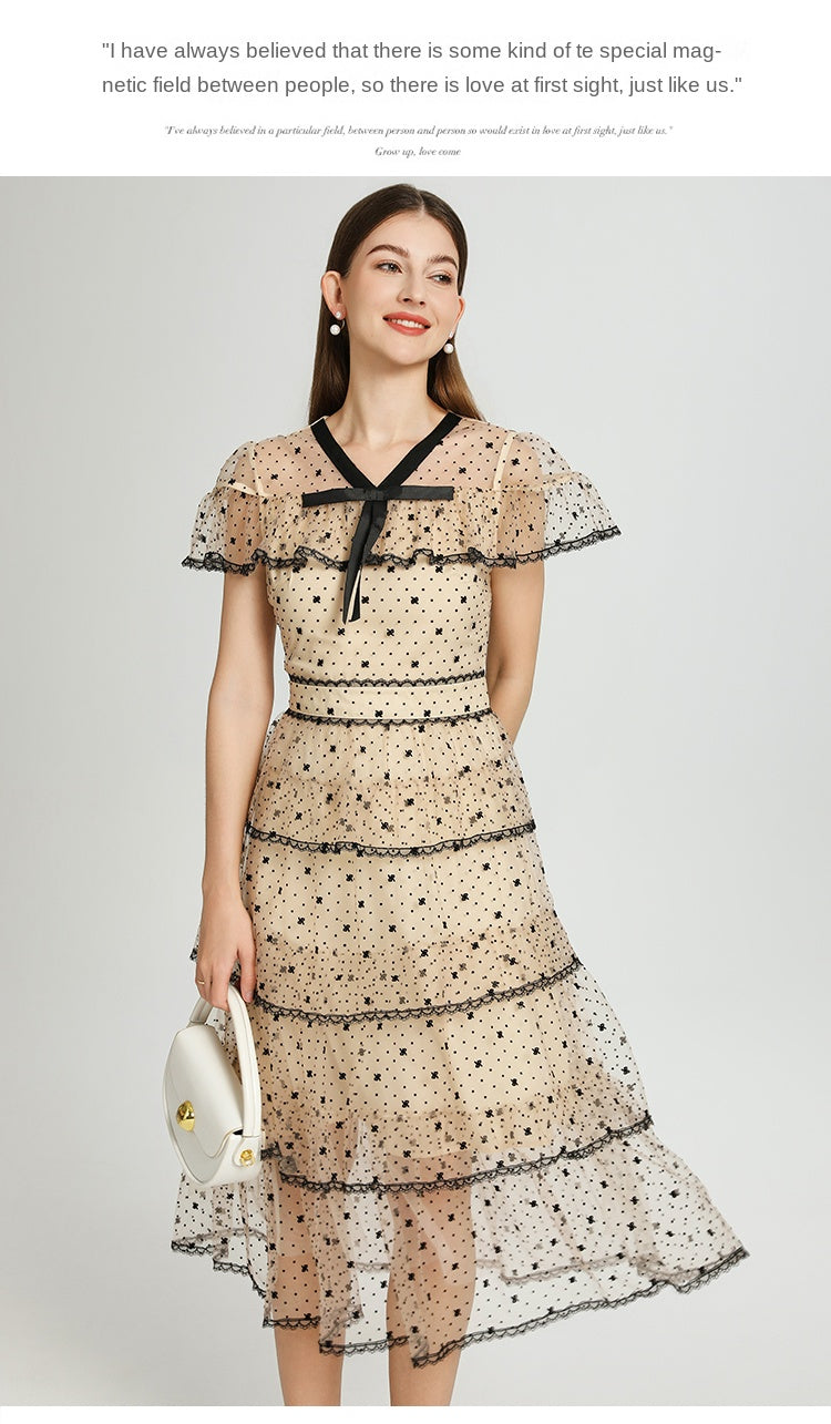 Original Design Heavy Industry Boutique Embroidery Plush Wave Point Wave style Shawl Cake Vintage Dress