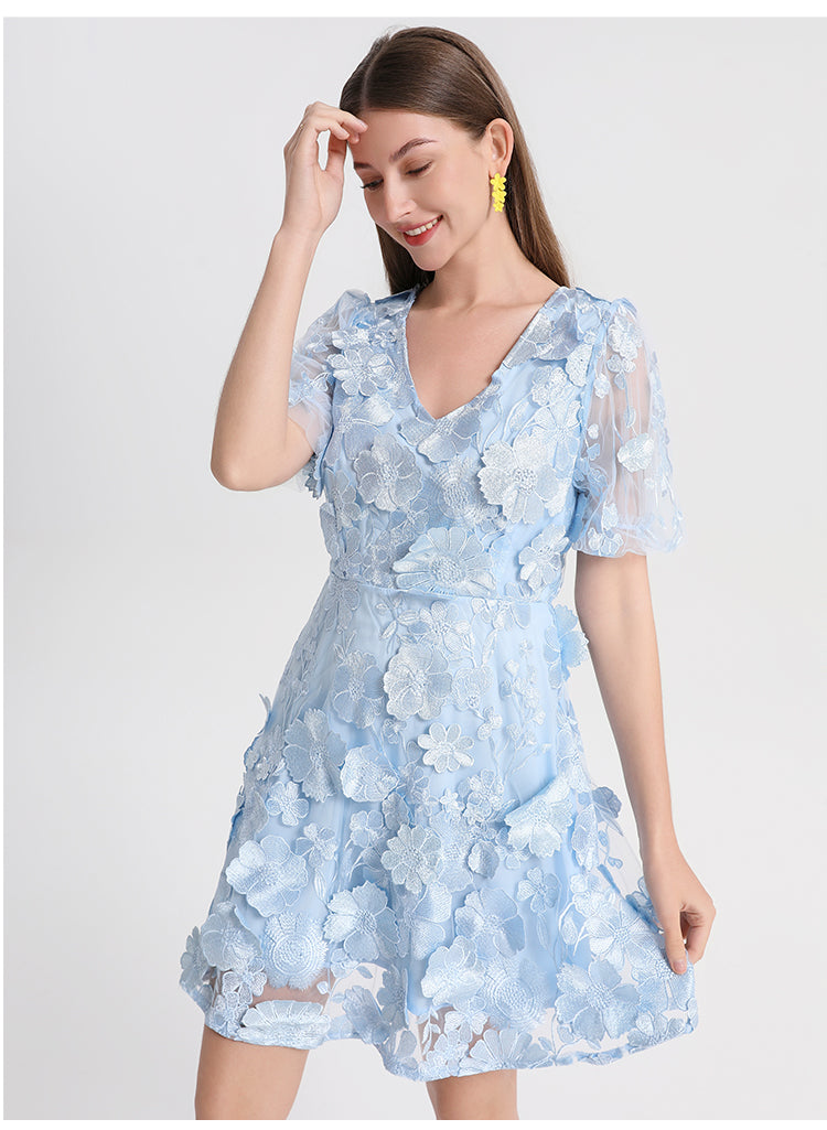 Artwork boutique handmade three-dimensional embroidered French solid color hem VL neck puff sleeve dress