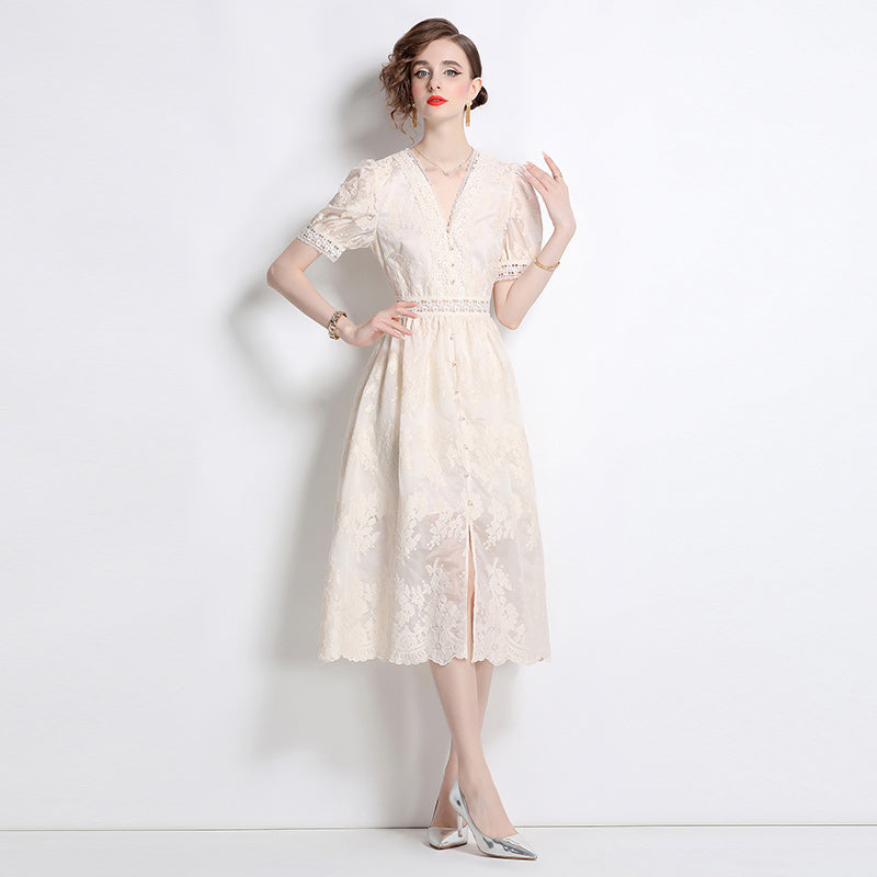 Original Design: Spring/Summer Embroidered V-neck Dress with Lace and Lace Charm Slimming Skirt