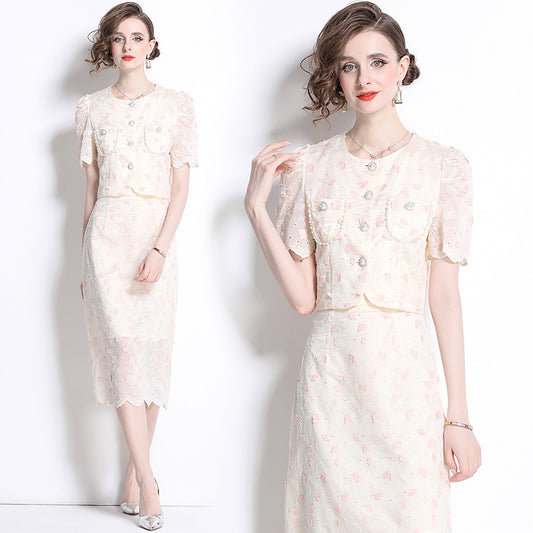 Original design high-end temperament paired with half skirt two-piece set, small fragrance fashion set