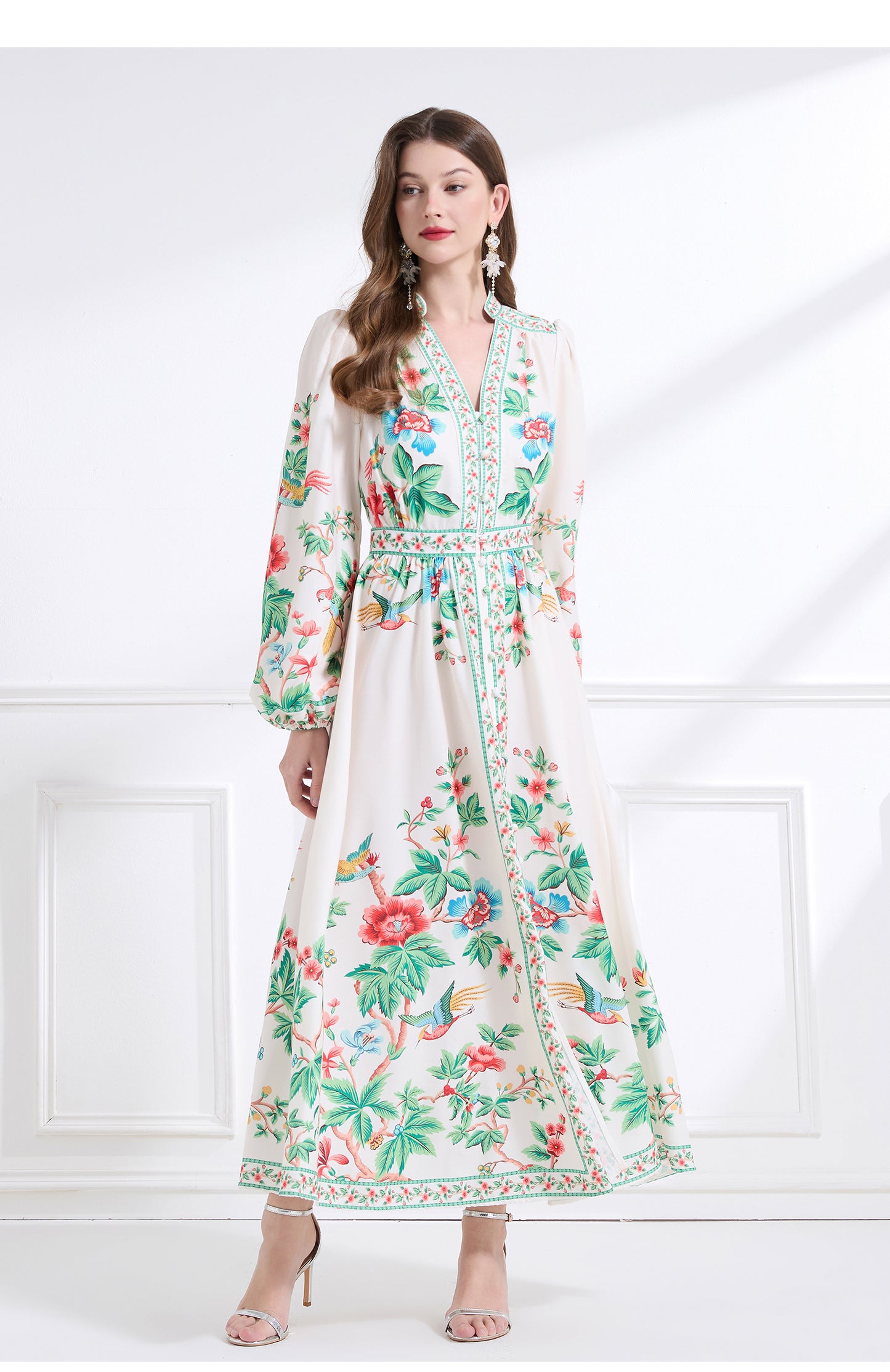 Original design Spring/summer resort-style V-neck, linen, floral, printed, balloon-sleeved, waist-cinching, ruffled maxi skirt