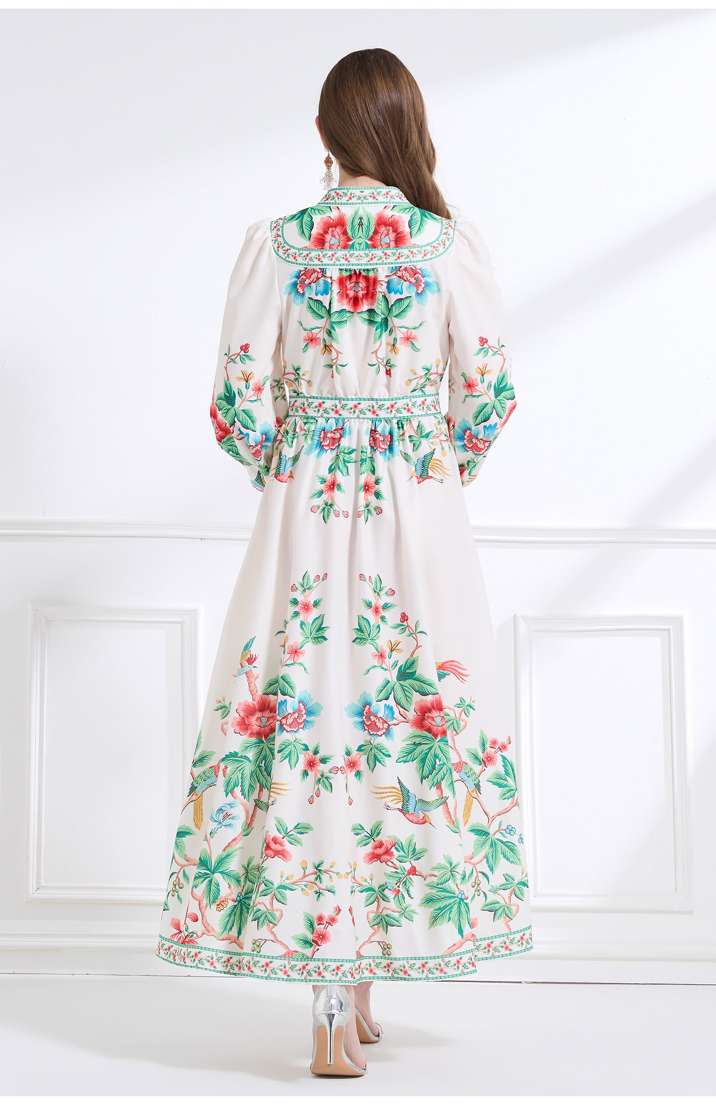 Original design Spring/summer resort-style V-neck, linen, floral, printed, balloon-sleeved, waist-cinching, ruffled maxi skirt