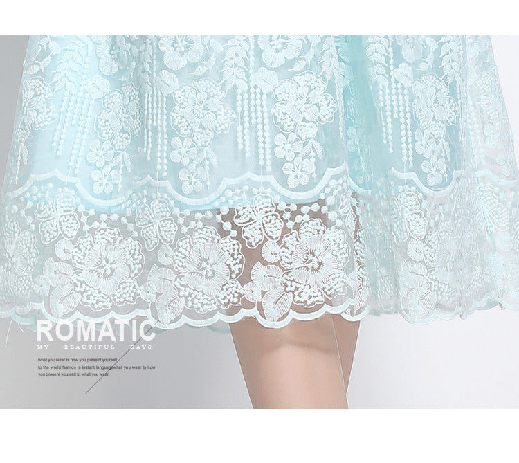 Original design for spring and summer long sleeved small fragrance style set light luxury temperament water-soluble lace skirt two-piece set