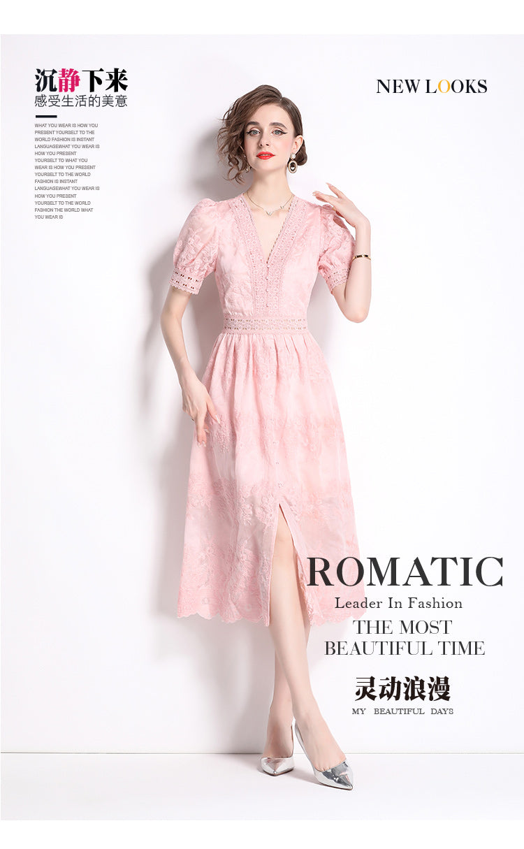 Original Design: Spring/Summer Embroidered V-neck Dress with Lace and Lace Charm Slimming Skirt