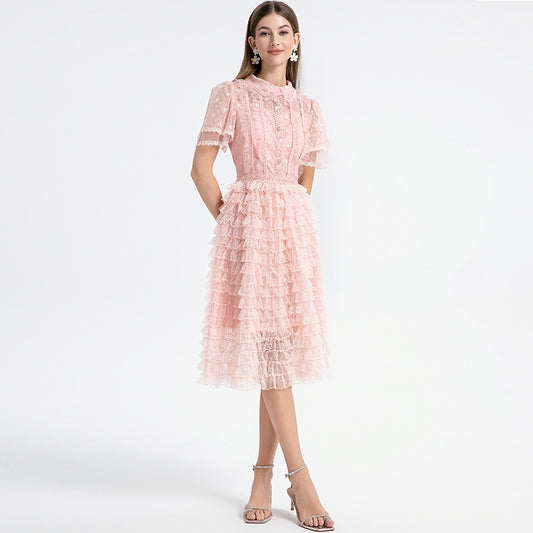 Short-sleeved French sweet lace cake skirt with a diamond waist temperament dress