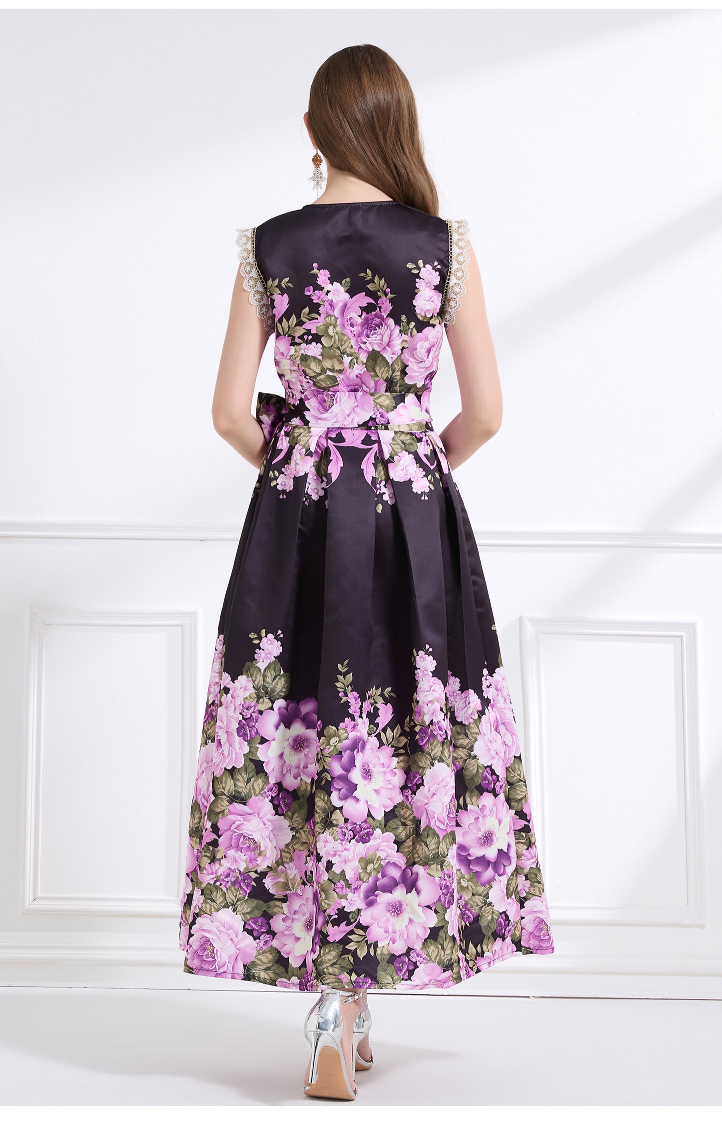 Original design - spring, summer and autumn fake wind, small flying sleeves, flower fairy print, seaside waist ruffle tie long skirt