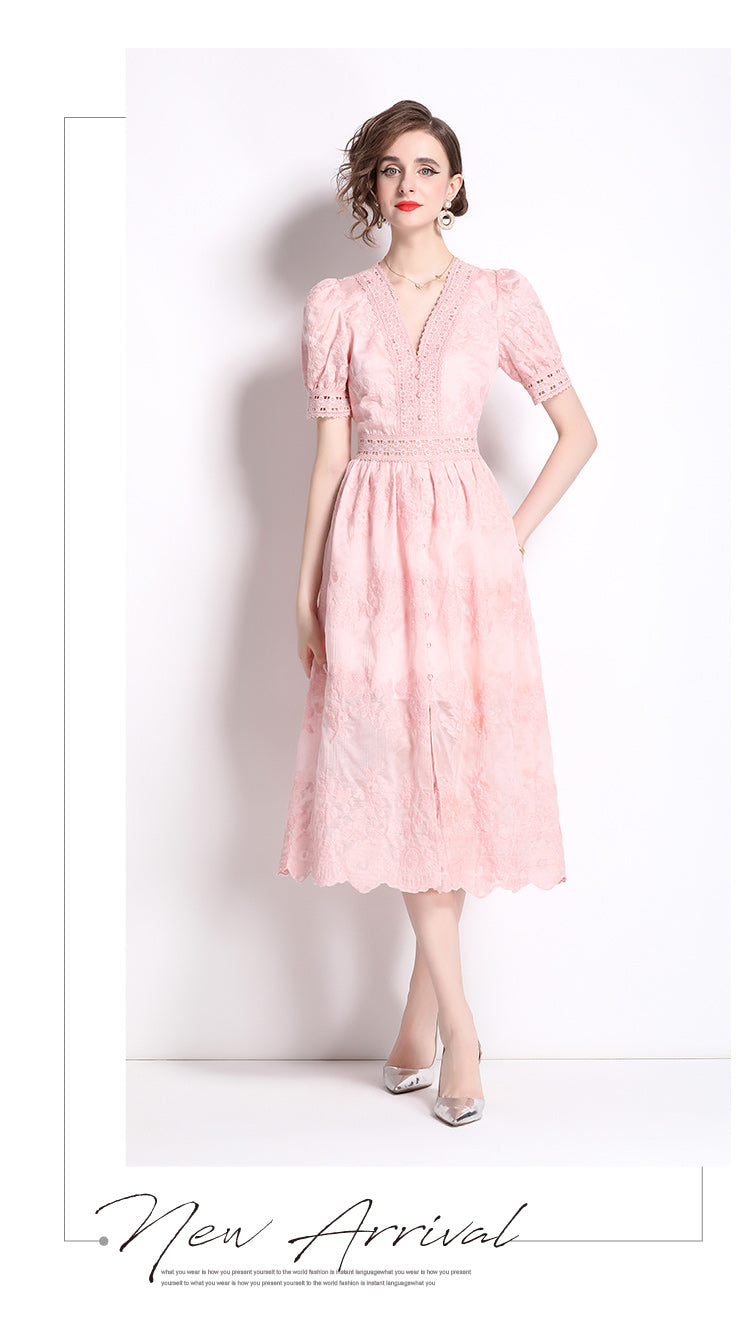 Original Design: Spring/Summer Embroidered V-neck Dress with Lace and Lace Charm Slimming Skirt