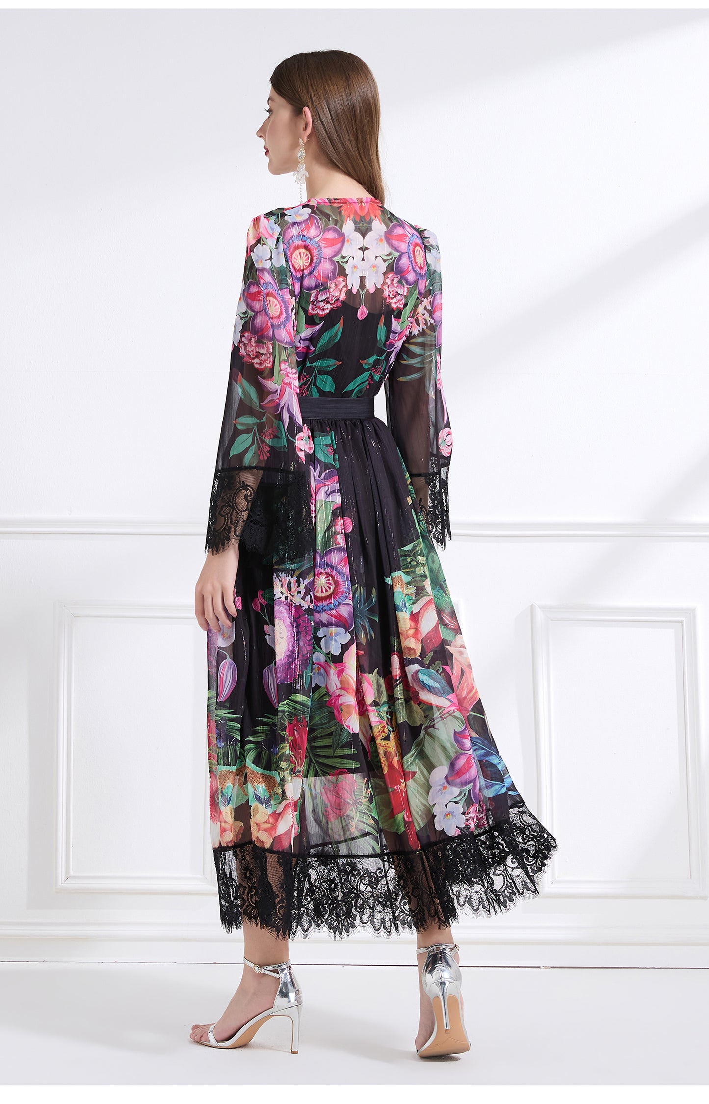 Original design Spring/summer resort V-neck lace print suit with waist ruffle maxi dress