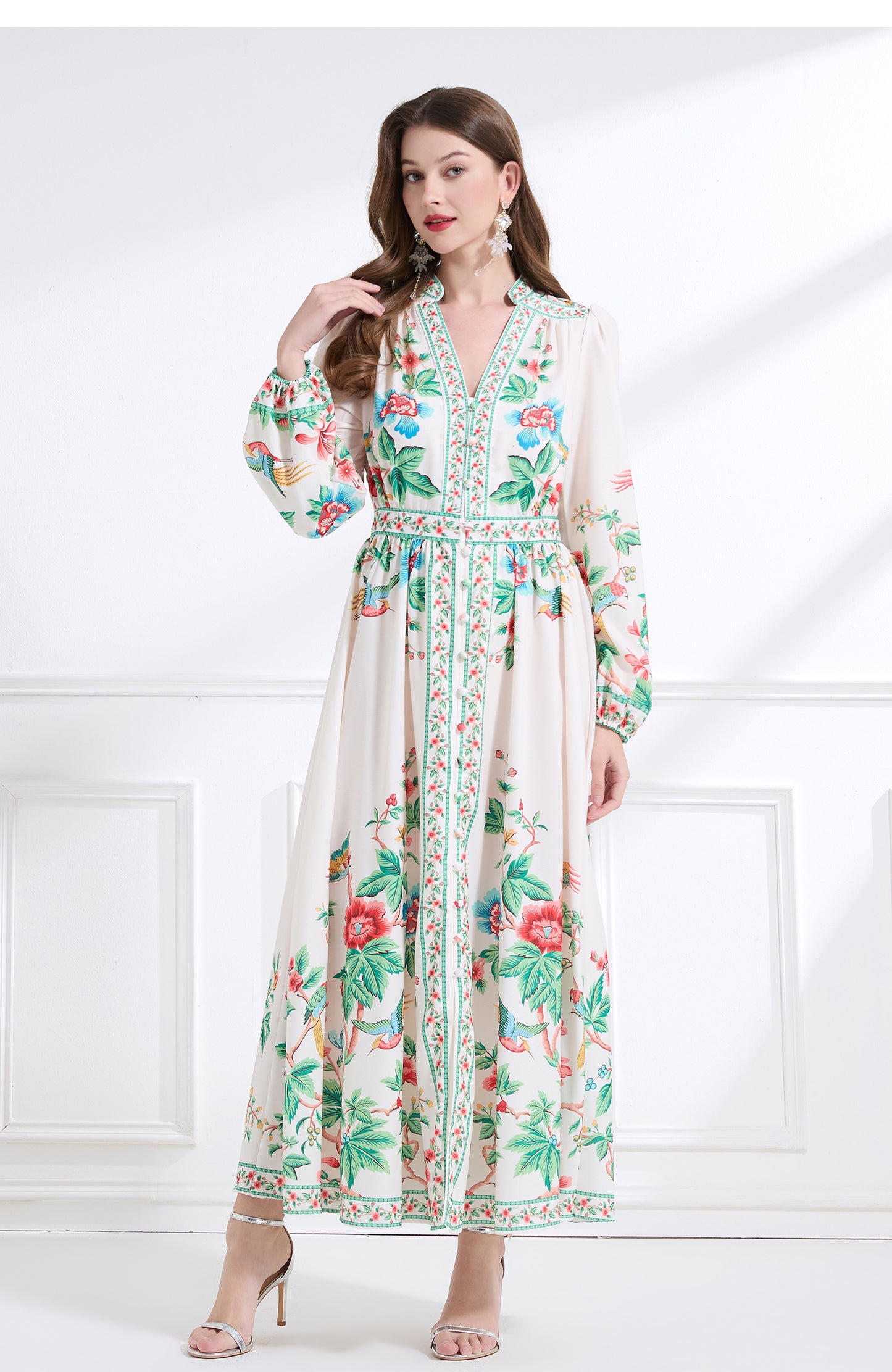 Original design Spring/summer resort-style V-neck, linen, floral, printed, balloon-sleeved, waist-cinching, ruffled maxi skirt