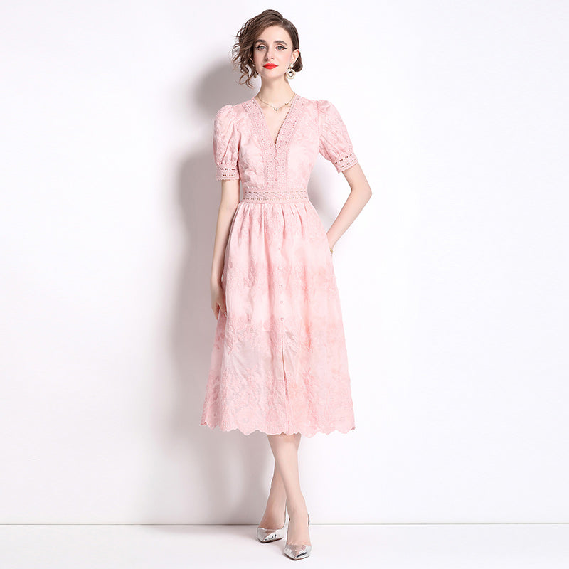Original Design: Spring/Summer Embroidered V-neck Dress with Lace and Lace Charm Slimming Skirt